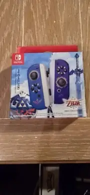Nintendo Switch Joy-con The Legend of Zelda Skyward Sword Edition