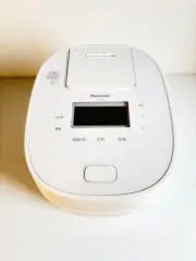 [NEW IN BOX] Panasonic rice cooker SR-M18B-W White 1.8L Japan Import 2024 100V