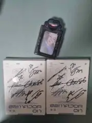 82 major 82 major autographed albums & focas sell in batches
