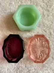 (3) Jadeite Hexagon & Deep Amethyst & Peachy Oval Salt Dips