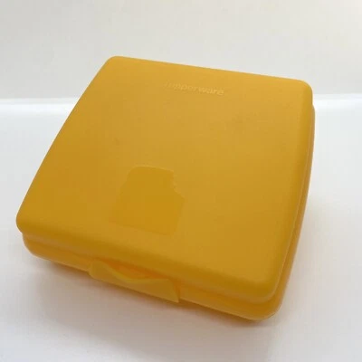 SALE!! NEW Tupperware Sandwich Keeper - Yellow Combined Postage Available!
