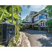Manoa Valley Inn