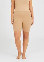 [Taking Shape] Taking Shape Bamboo Anti Chafe Crop Short Size 26 in Natural - Plus Size Women's Basics Natural