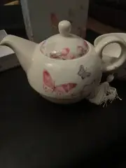 BV Teapot and Cup. New in open Box. Butterflies.