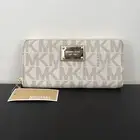 Michael Kors Women`s Wallet - Vanilla New with tags