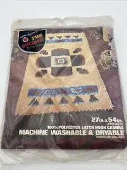 Red Heart Latch Hook Rug Pattern 6671-03 27”x54” New Old Stock Sealed Boho Style