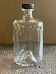 750ml Apothecary bottle with closure - NEW