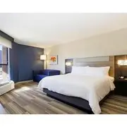 Holiday Inn Express & Suites Phoenix - Tempe