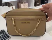 Michael Kors Jet Set Item Lg Logo EW Zip Chain Crossbody + dustbag (Camel)