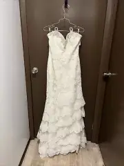 Size 12 Enzoani Strapped or Strapless Wedding Dress Bridal Gown Ivory