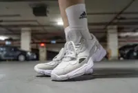 在飛比找Yahoo!奇摩拍賣優惠-ADIDAS 女 W FALCON CLOUD CRYSTA