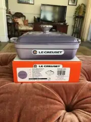 Le Creuset Dutch Oven 3q Signature Square Cast Iron Cocotte #24 Blue Bell Purple