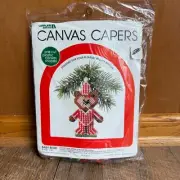 Leisure Arts 405 Christmas Baby Bear Plastic Canvas Capers Kit 1981 NOS