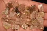 50g *RUTILATED QUARTZ* Tumbled Stones 30pce Rutile Natural, Cleanse energy