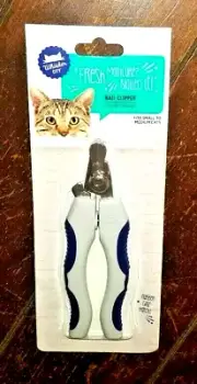 Whisker City Nail Clipper *Small to Medium Cats* Rubber Grip Handle #5296026