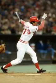 Dave Concepcion Of The Cincinnati Reds 1980 Baseball Photo 2