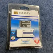Sony memory stick pro duo MSX – M 8GS/X 8 GB With Memory Stick, Duo Adapter