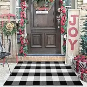 KOZYFLY Buffalo Plaid Rug 27.5x43 Inches Black and White Outdoor Rugs Hand Woven Cotton Washable Indoor Buffalo Check Rug Layered Doormats for Front Door/Front Porch/Farmhouse/Entryway/Patio