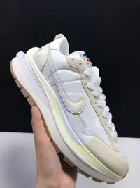 在飛比找Yahoo!奇摩拍賣優惠-Sacai x NIKE VaporWaffle 白帆 生膠