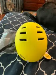 NEW, Smith Cycling Helmet, MIPS, Yellow, LG, New with Tags