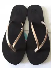 WOMEN'S REEF BLACK/ROSE GOLD BLISS NIGHTS BEACH FLIP FLOP SANDALS SIZE 10 NWT