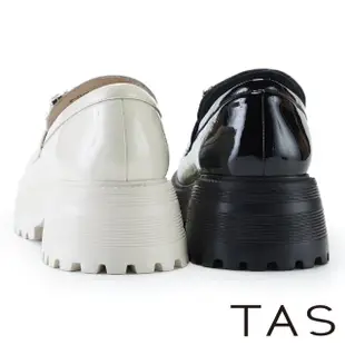 【TAS】方鑽釦牛漆皮厚底樂福鞋(米色)