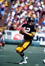 Quarterback Terry Bradshaw Of The Pittsburgh Steelers 1980 NFL Photo 5