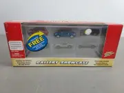 Johnny Lightning Gallery Showcase 6 Vehicle Interlocking Display System Nissan