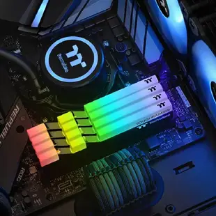 【獨家！另享10%回饋】曜越 鋼影 TOUGHRAM RGB 記憶體 DDR4 3200MHz 32GB (16GBx2)黑色/R009D416GX2-3200C16A