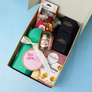 Valentine's Day Scotch Gift Hamper For Him with Choc Coated Raspberries and Rocky Road - Medium - Edible Blooms