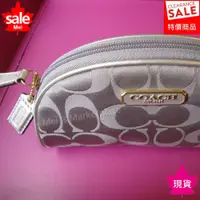 在飛比找蝦皮購物優惠-【真品*現貨】COACH 圓弧形 化妝包 收納包 手拿包