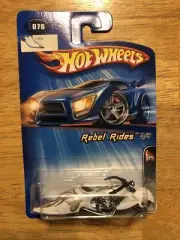 Hot Wheels 2005 Rebel Rides 3/5 W-OOZIE #078 White