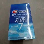 New Crest 3D White Strips Vivid White 12 treatments - Exp 8/26
