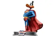 Space Jam 2: A New Legacy - Daffy Duck Superman Statue, 1:10 Scale