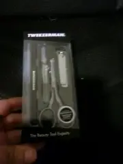 Tweezerman Essential Grooming Kit Name Brand Beauty Tool Experts Paid $42.99 #1