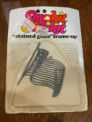 Vintage Makit & Bakit Craft Kit American Flag Glowing Glass Suncatcher Frame