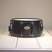 Pearl UCA1465/B 14"Ã6.5" UltraCast Snare Drum Items on display