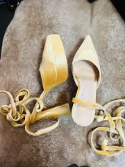 Womans Boutique Velvet Mustard Bridesmaids Platform Strappy Chunky Heels 9