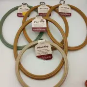 Flexi Hoop Plastic Craft Frames Four Oval 8x10 Inch And One Round 7 Inch NEW Vtg