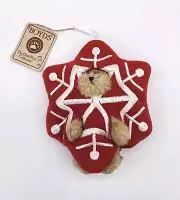 Boyds Bears Mini Red Snowflake Peeker Hanging Plush Christmas Ornament White