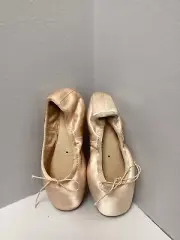 New Bloch Elegance Pointe Shoes Multiple Sizes