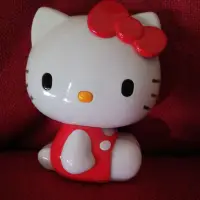 在飛比找蝦皮購物優惠-三麗鷗Hello Kitty 正版 充電器 充電頭攜帶型 行