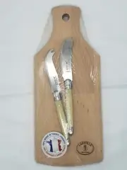 Laguiole cutting board and knives set