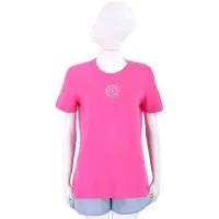 在飛比找Yahoo奇摩購物中心優惠-VERSACE 燙金圓形徽標桃紅色棉質短袖TEE T恤(女款