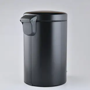 Brabantia Newicon 腳踏式時尚環保垃圾桶 緩降垃圾桶 北歐風垃圾桶 腳踏垃圾桶 垃圾桶 12L 霧黑