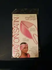 STAY ON SATIN SCARF WRAP CAP SMOOTH OUTSIDE / SOFT INSIDE - PINK