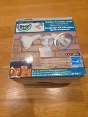 Heath Zenith SL-5318-WH-C 240 Degree Motion Sensor Security Light Weatherproof