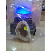 在飛比找蝦皮購物優惠-(No.N010) 摩洛哥白水晶 迷你晶洞 + 七彩LED 