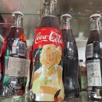 在飛比找蝦皮購物優惠-「現貨」二手全新 日本進口 可口可樂COCACOLA 限量玻