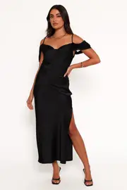 [PUP14] Reyna Off Shoulder Maxi Dress - Black XS black